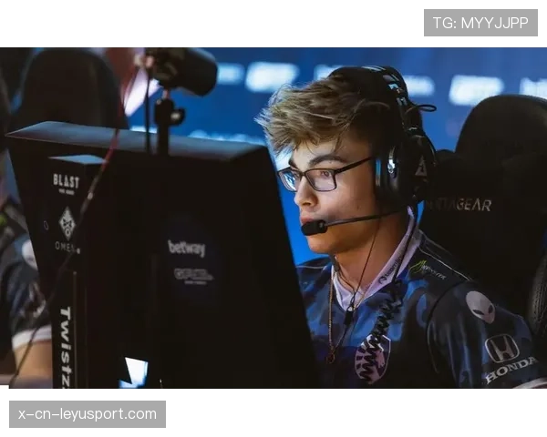 解析[选手名]在Inferno上的绝境1V3反杀：这一枪定乾坤的瞬间足以封神⚡